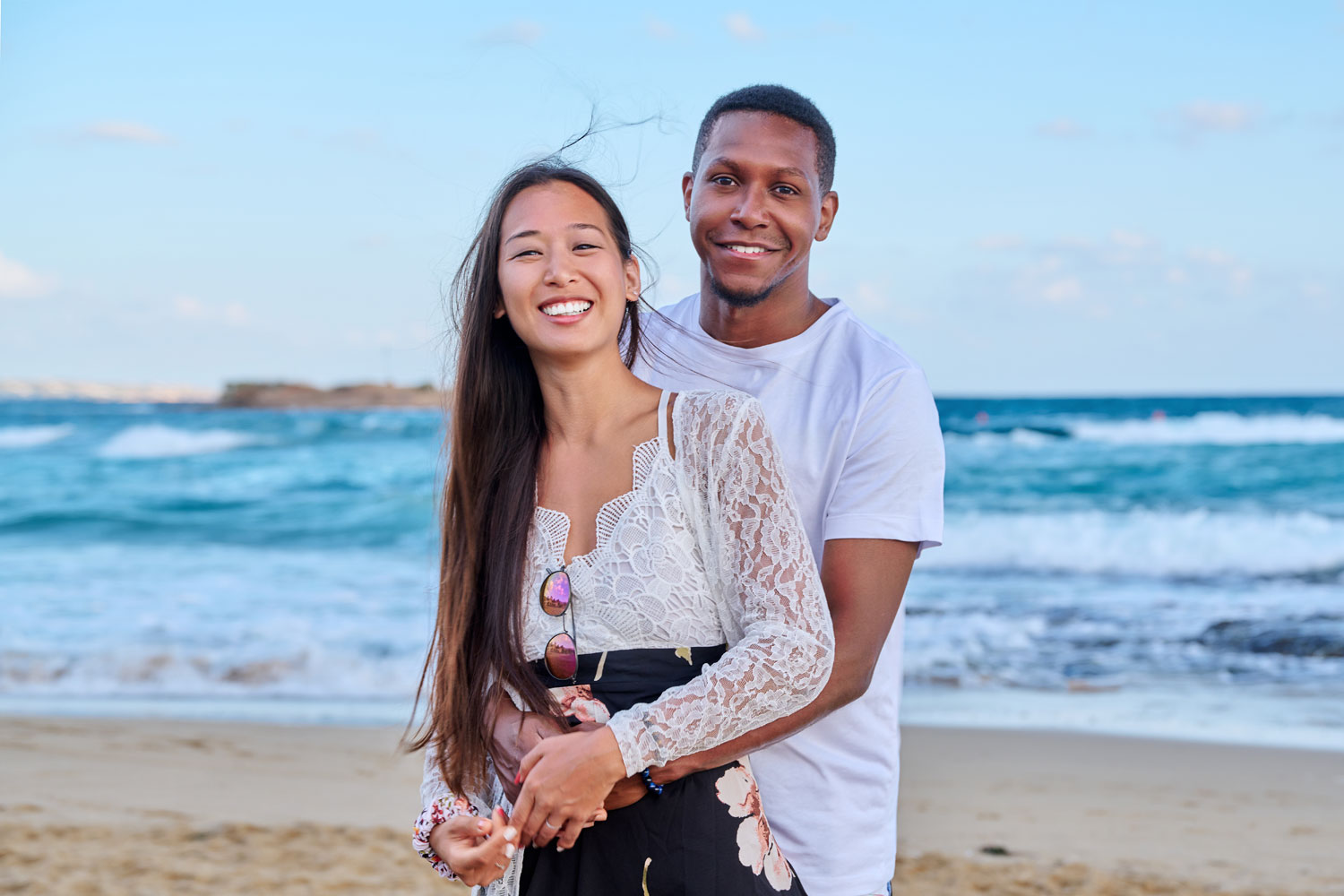 Younger Black and White Americans in an interracial relationship